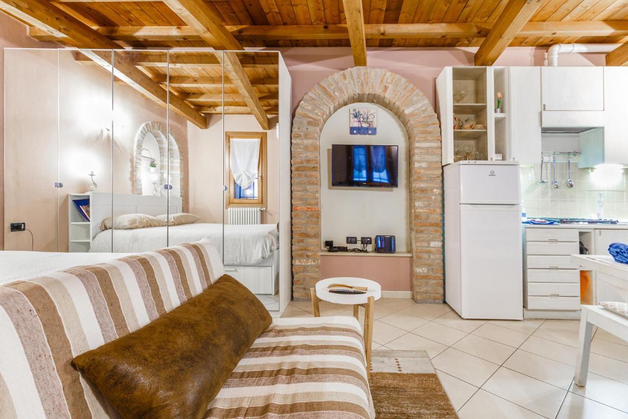 Nell'Antico Ghetto Ebraico Apartment Ferrara Exterior foto