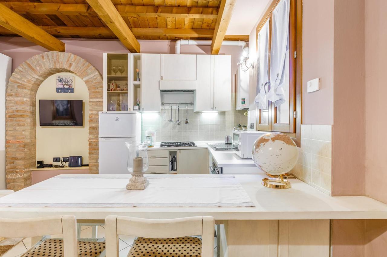 Nell'Antico Ghetto Ebraico Apartment Ferrara Exterior foto