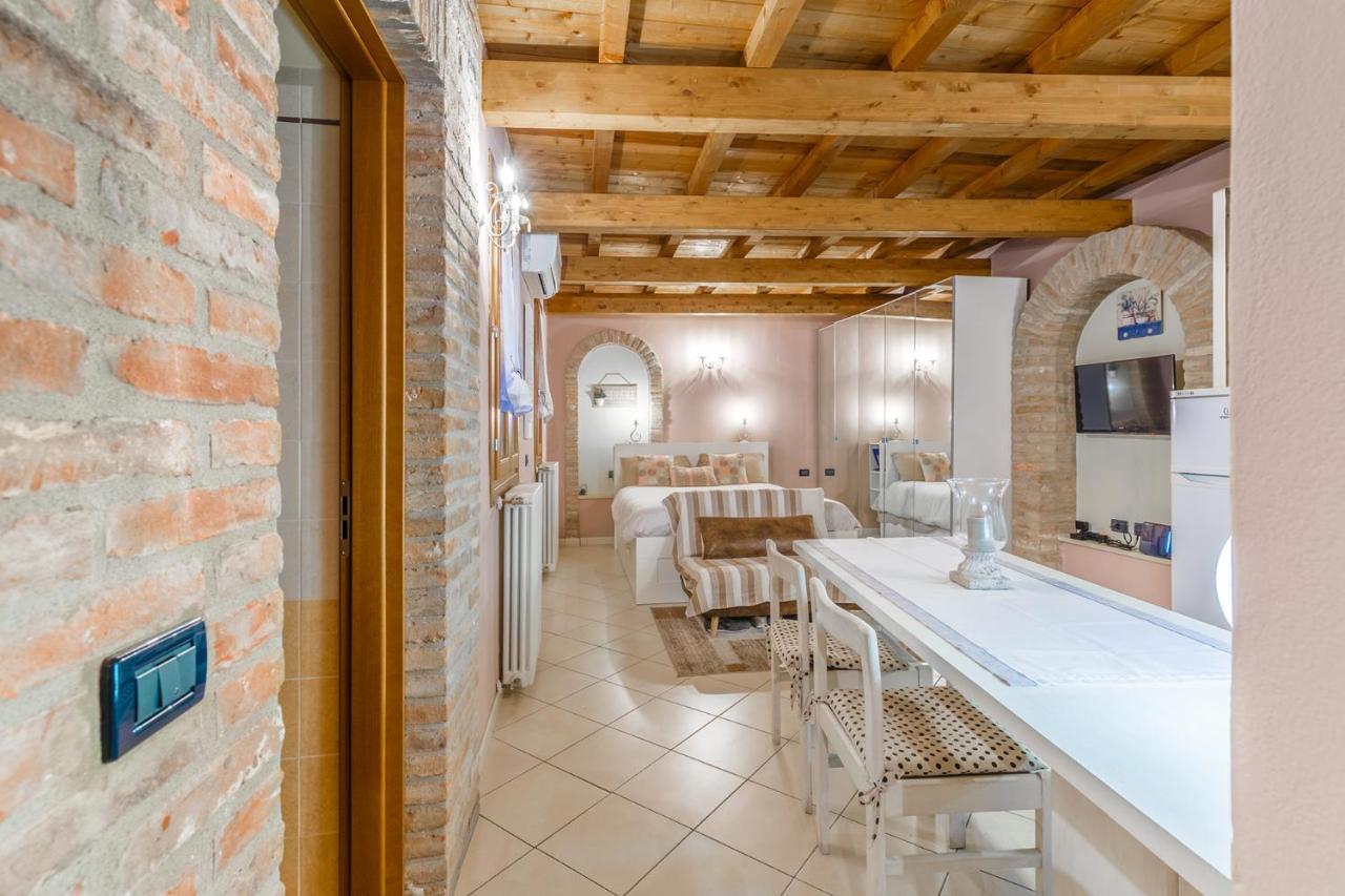Nell'Antico Ghetto Ebraico Apartment Ferrara Exterior foto