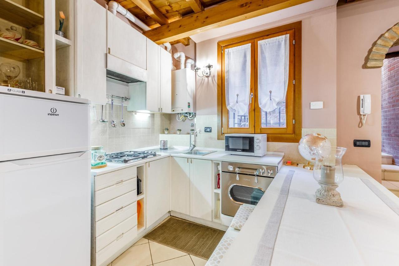 Nell'Antico Ghetto Ebraico Apartment Ferrara Exterior foto