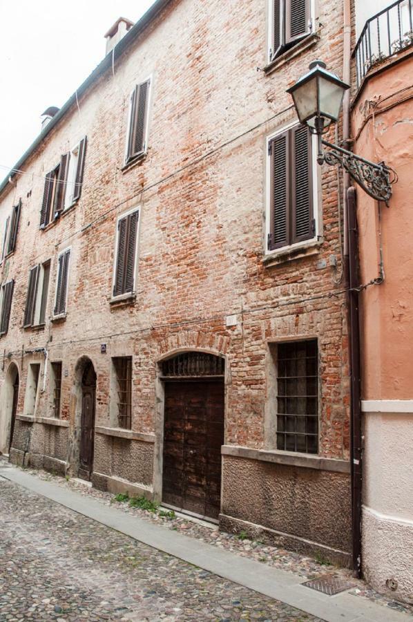 Nell'Antico Ghetto Ebraico Apartment Ferrara Exterior foto